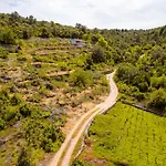 Meadow Hill Zrnovo