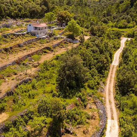 Meadow Hill Zrnovo